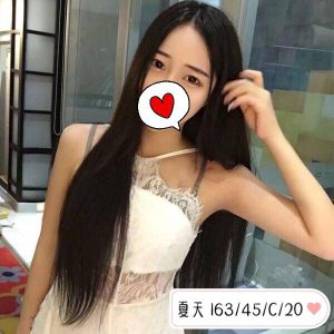 <!-- 標題:樣式全部寫在元素的 style 屬性中 --> <div class="amy-contact-code" style="box-sizing:border-box;display:inline-flex;flex-wrap:wrap;align-items:baseline;gap:4px 8px;max-width:100%;margin:0 0 10px;padding:8px 12px;border:1px solid #39b9aa;border-radius:11px;background:#fff;line-height:1.5;"> <span style="color:#777;font-size:13px;">聯絡客服請給編號:</span> <strong style="color:#178d80;font-size:20px;font-weight:700;letter-spacing:.03em;overflow-wrap:anywhere;">4CJTADWE</strong> </div> <div style="box-sizing:border-box;width:100%;max-width:360px;padding:8px 10px 12px;overflow:hidden;border:1px solid #a8ddd8;border-radius:14px;background:#d9f2ef;color:#333;font-family:Arial,'Microsoft JhengHei',sans-serif;font-size:14px;line-height:1.5;"> <div style="display:flex !important;align-items:center;justify-content:space-between;margin-bottom:3px;padding:4px 3px;font-weight:700;"> <span style="display:block !important;min-width:0;color:#333;font-size:16px;line-height:1.5;overflow-wrap:anywhere;">暱稱:<em style="margin-left:4px;color:#555;font-size:18px;font-style:normal;font-weight:700;">夏天</em></span> </div> <div style="box-sizing:border-box;display:flex !important;flex-wrap:wrap;width:100%;margin:0;padding:0;"> <div style="box-sizing:border-box;display:grid !important;flex:1 1 100%;grid-template-columns:max-content minmax(0,1fr);column-gap:4px;align-items:start;min-width:0;max-width:100%;min-height:31px;padding:4px 3px;border-bottom:1px solid rgba(100,170,165,.3);"> <span style="display:block !important;margin:0 !important;padding:0 !important;float:none !important;font-weight:700;white-space:nowrap;">地區:</span> <span style="display:block !important;min-width:0;margin:0 !important;padding:0 !important;float:none !important;overflow:visible !important;color:#666;white-space:normal !important;overflow-wrap:anywhere;line-height:1.5;">高雄</span> </div> <div style="box-sizing:border-box;display:grid !important;flex:1 1 145px;grid-template-columns:max-content minmax(0,1fr);column-gap:4px;align-items:start;min-width:0;max-width:100%;min-height:31px;padding:4px 3px;border-bottom:1px solid rgba(100,170,165,.3);"> <span style="display:block !important;margin:0 !important;padding:0 !important;float:none !important;font-weight:700;white-space:nowrap;">年齡:</span> <span style="display:block !important;min-width:0;margin:0 !important;padding:0 !important;float:none !important;overflow:visible !important;color:#666;white-space:normal !important;overflow-wrap:anywhere;line-height:1.5;">20</span> </div> <div style="box-sizing:border-box;display:grid !important;flex:1 1 145px;grid-template-columns:max-content minmax(0,1fr);column-gap:4px;align-items:start;min-width:0;max-width:100%;min-height:31px;padding:4px 3px;border-bottom:1px solid rgba(100,170,165,.3);"> <span style="display:block !important;margin:0 !important;padding:0 !important;float:none !important;font-weight:700;white-space:nowrap;">身高:</span> <span style="display:block !important;min-width:0;margin:0 !important;padding:0 !important;float:none !important;overflow:visible !important;color:#666;white-space:normal !important;overflow-wrap:anywhere;line-height:1.5;">163</span> </div> <div style="box-sizing:border-box;display:grid !important;flex:1 1 145px;grid-template-columns:max-content minmax(0,1fr);column-gap:4px;align-items:start;min-width:0;max-width:100%;min-height:31px;padding:4px 3px;border-bottom:1px solid rgba(100,170,165,.3);"> <span style="display:block !important;margin:0 !important;padding:0 !important;float:none !important;font-weight:700;white-space:nowrap;">罩杯:</span> <span style="display:block !important;min-width:0;margin:0 !important;padding:0 !important;float:none !important;overflow:visible !important;color:#666;white-space:normal !important;overflow-wrap:anywhere;line-height:1.5;">C杯</span> </div> <div style="box-sizing:border-box;display:grid !important;flex:1 1 100%;grid-template-columns:max-content minmax(0,1fr);column-gap:4px;align-items:start;min-width:0;max-width:100%;min-height:31px;padding:4px 3px;border-bottom:1px solid rgba(100,170,165,.3);"> <span style="display:block !important;margin:0 !important;padding:0 !important;float:none !important;font-weight:700;white-space:nowrap;">方式:</span> <span style="display:block !important;min-width:0;margin:0 !important;padding:0 !important;float:none !important;overflow:visible !important;color:#666;white-space:normal !important;overflow-wrap:anywhere;line-height:1.5;">叫小姐</span> </div> </div> </div>